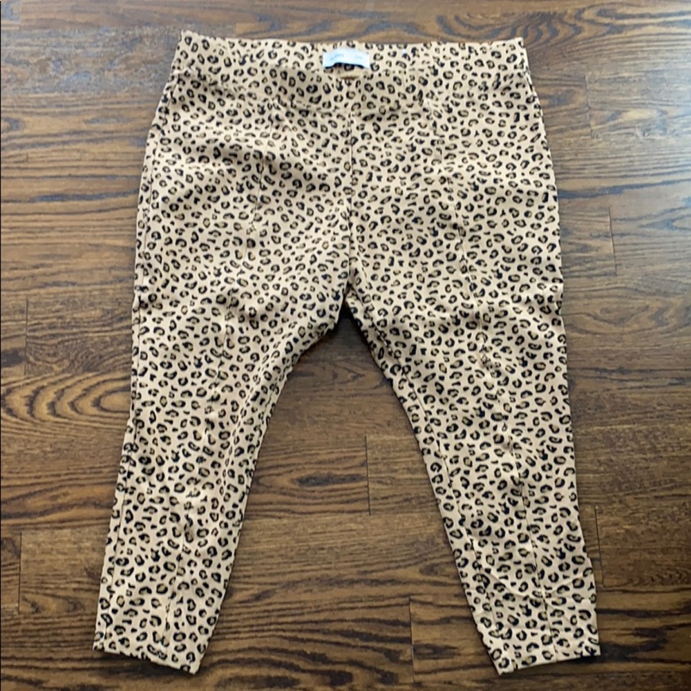 Old Navy Stevie leopard pants
